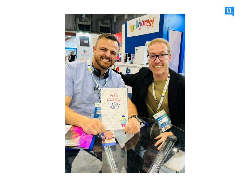 Deputado Lucas Neves em sua participação em feira de autismo