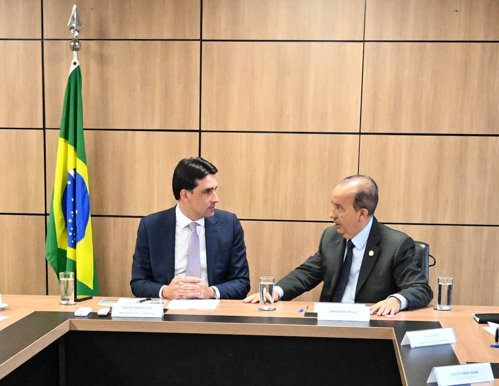 Jorginho Mello é recebido pelo ministro Silvio Costa Filho, de Portos e Aeroportos.