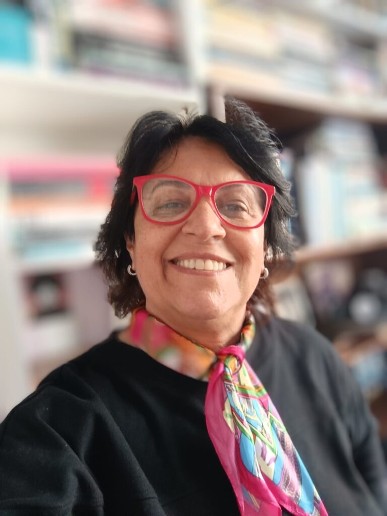 A jornalista Ângela Bastos é repórter especial no NSC Total