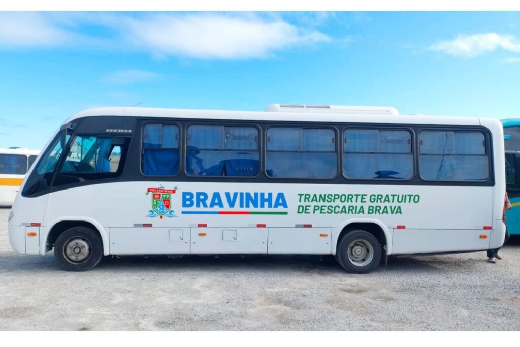 Prefeito Henrique de Souza (PP), de Pescaria Brava, avalia primeiro mês de operação do transporte gratuito na cidade: o Bravinha