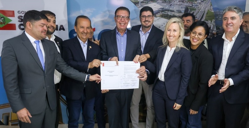 Com o prefeito Orvino, Jorginho Mello garante R$ 70 milhões para construção da Beira-Mar de Barreiros em São José